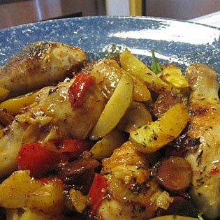 Запеченные куриные ножки с картошкой