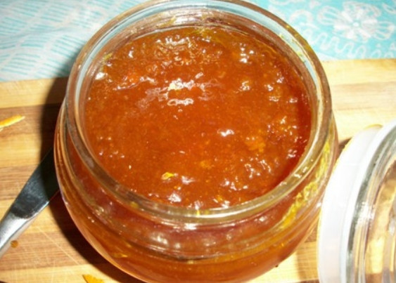 1. Этап. Апельсиновое варенье: 8. Разлейте варенье в банки и оставьте для остывания, затем наслаждайтесь.