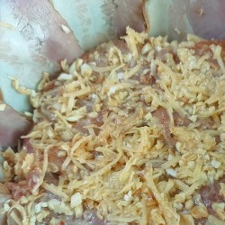 1. Этап. Индейка, запеченная слоями: Последним должен быть слой из индейки.