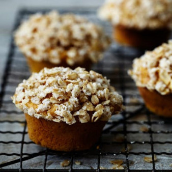 Pumpkin Muffins with Oats and Orange Marmalade
