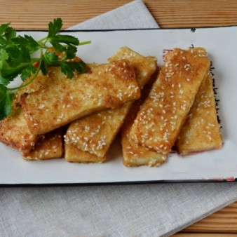 Fried feta cheese