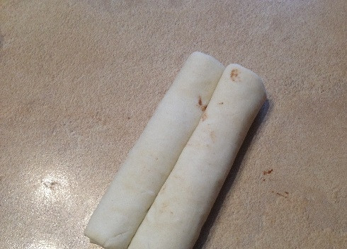 1. Этап. Печенье Слоновьи ушки: Вот такая получится заготовка для печенья.