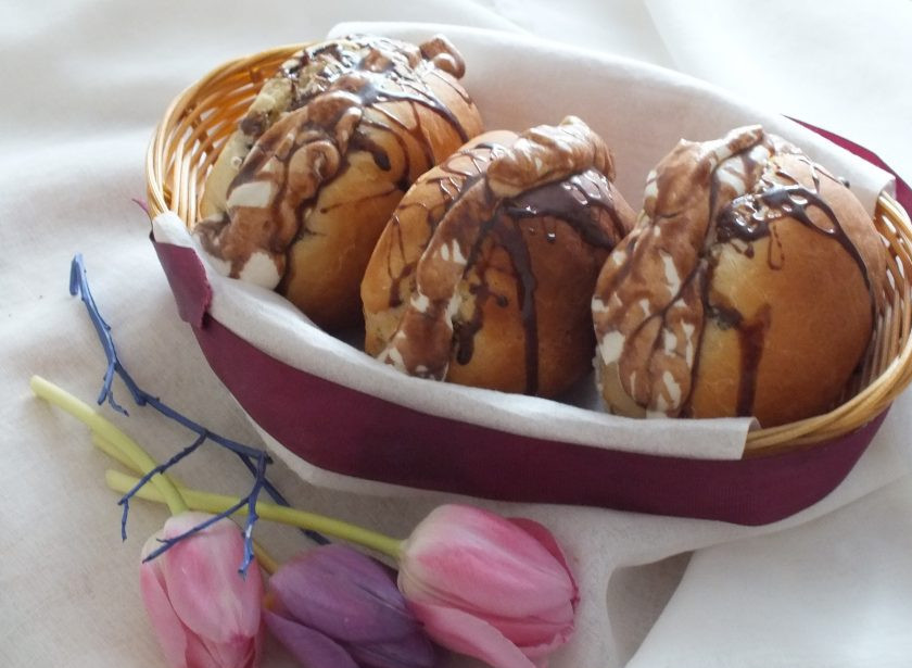 1. Этап. Булочки со взбитыми сливками: Булочки со взбитыми сливками готовы. Приятного чаепития!