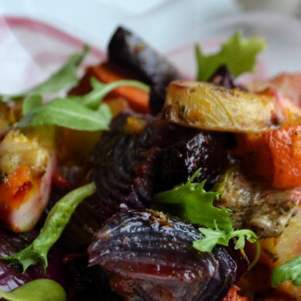 Салат из запеченных овощей