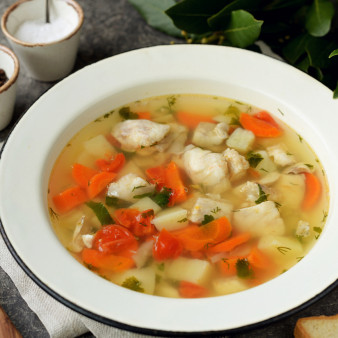 Уха из сибаса