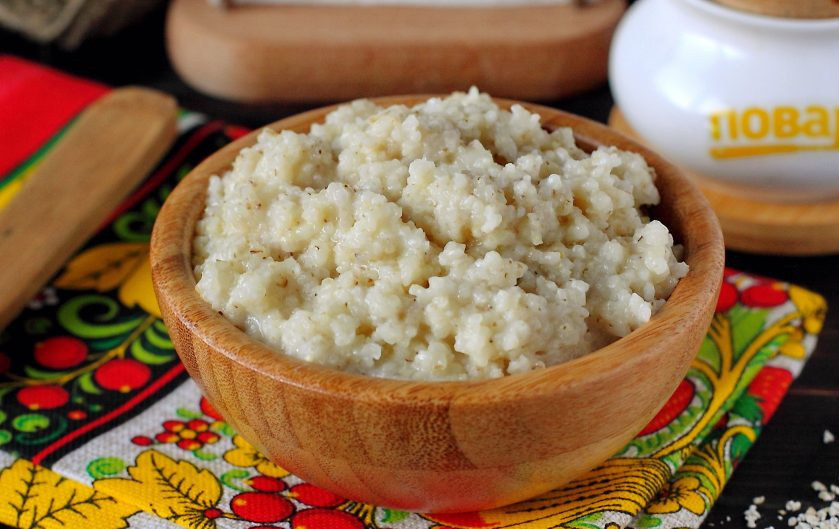 1. Этап. Ячневая каша на молоке в мультиварке: Ячневая каша на молоке в мультиварке готова. Приятного аппетита!