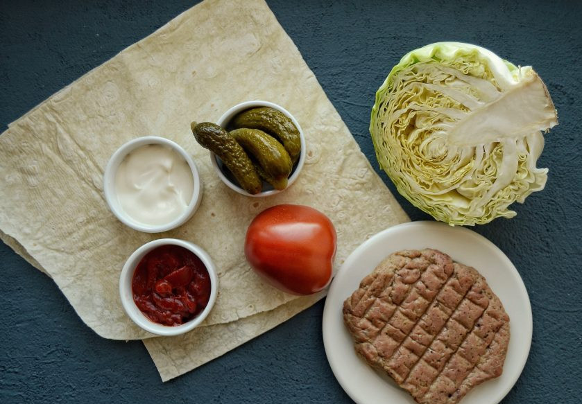 1. Этап. Постная шаурма: Подготовьте все ингредиенты.