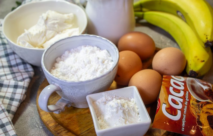 1. Этап. Шоколадный рулет без муки: Соберите необходимые продукты для приготовления рулета без муки.