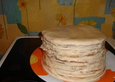 1. Этап. Торт Пизанская башня: 19. Перемазываем коржи кремом.
