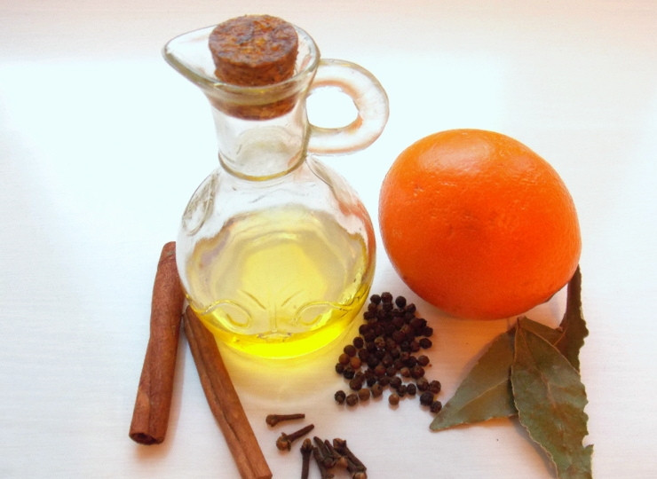 1. Этап. Пряное апельсиновое масло: Ингредиенты, которые вам понадобятся.