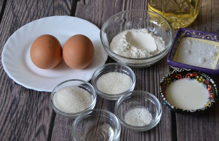 1. Этап. Японские панкейки: Подготовьте ингредиенты.