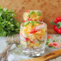 Салат-коктейль с крабовыми палочками