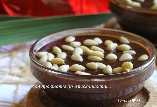 1. Этап. Десерт «Дынный шоколад»: Подавайте сразу или охладите пару часов, десерт станет гуще.