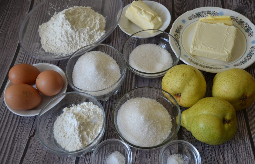 1. Этап. Грушевый пирог с карамельной заливкой: Приготовьте ингредиенты.