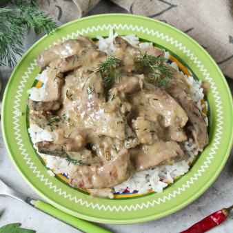 Печень с гарниром