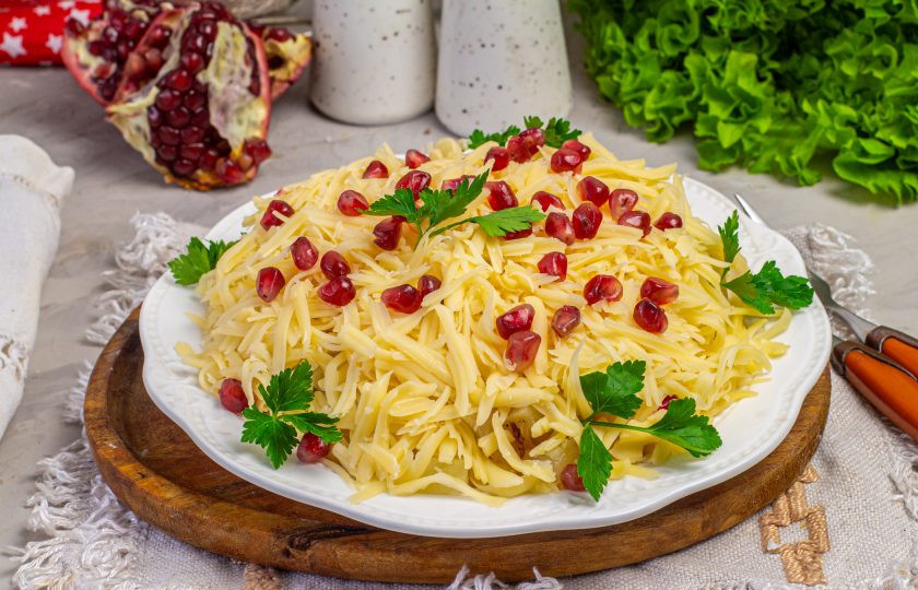 1. Этап. Салат Екатерина Мудрая: Подавайте к столу охлажденным. Приятного аппетита!