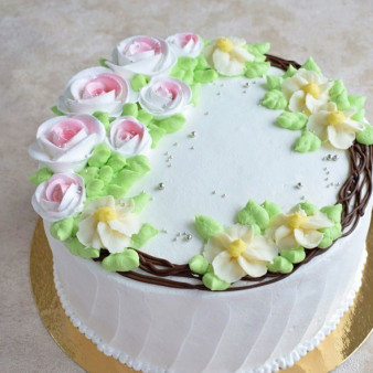 Банановый торт со сметанным кремом