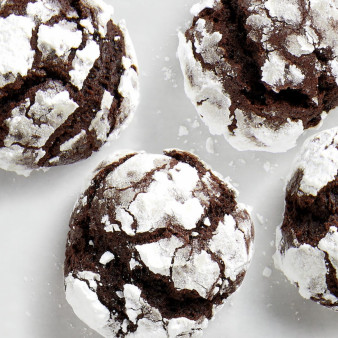 Chocolate Crinkle Cookies