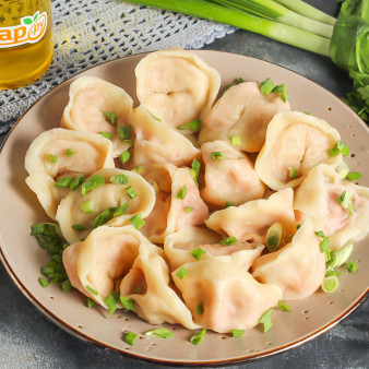 Пельмени с колбасой