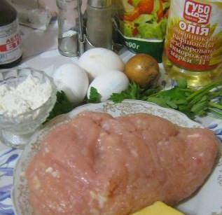 1. Этап. Нежные котлеты из фарша: Подготовьте ингредиенты.