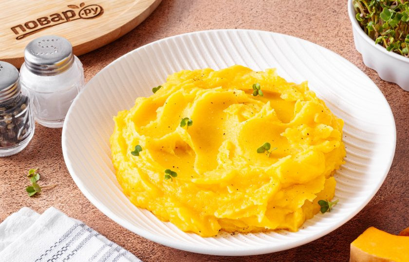 1. Этап. Пюре из тыквы и картофеля на кокосовых сливках: Пюре из тыквы и картофеля на кокосовых сливках готово, приятного вам аппетита!