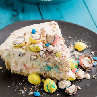 Robin's Egg No-Bake Cheesecake