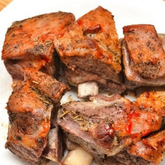 Говядина на кости