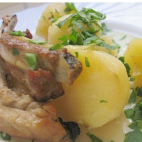 Свиные ребрышки в мультиварке Редмонд