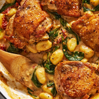 One-Pan Creamy Sun-Dried Tomato Chicken & Gnocchi