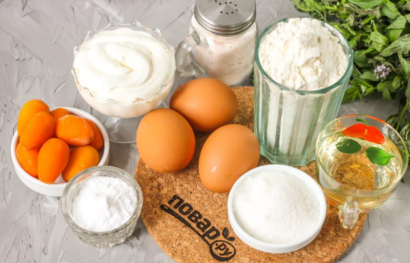 1. Этап. Торт из венских вафель: Подготовьте указанные ингредиенты.