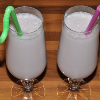 Ванильный молочный коктейль