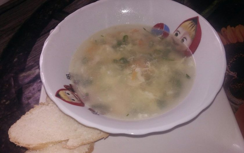 1. Этап. Суп из хека с яйцом и рисом: 10. После этого добавляла суп и подавала к столу. Кушать его нужно в горячем виде на обед и даже ужин.