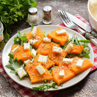 Салат с тыквой и брынзой