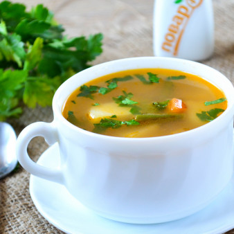 Овощной суп на мясном бульоне