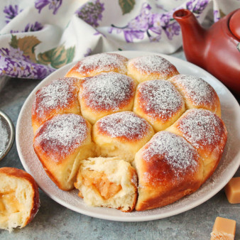 Пирог Разборник с конфетами