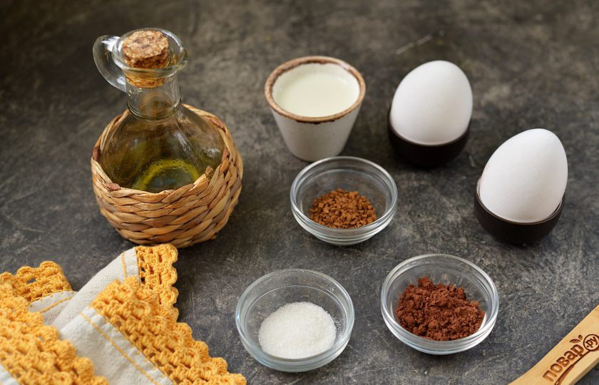 1. Этап. Шоколадно-кофейный омлет: Подготовьте все необходимые ингредиенты.