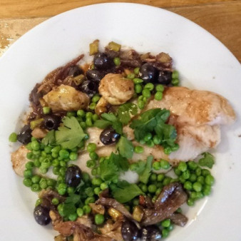 Лимонная рыба в весеннем соусе агродольче