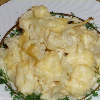 Цветная капуста под соусом Бешамель