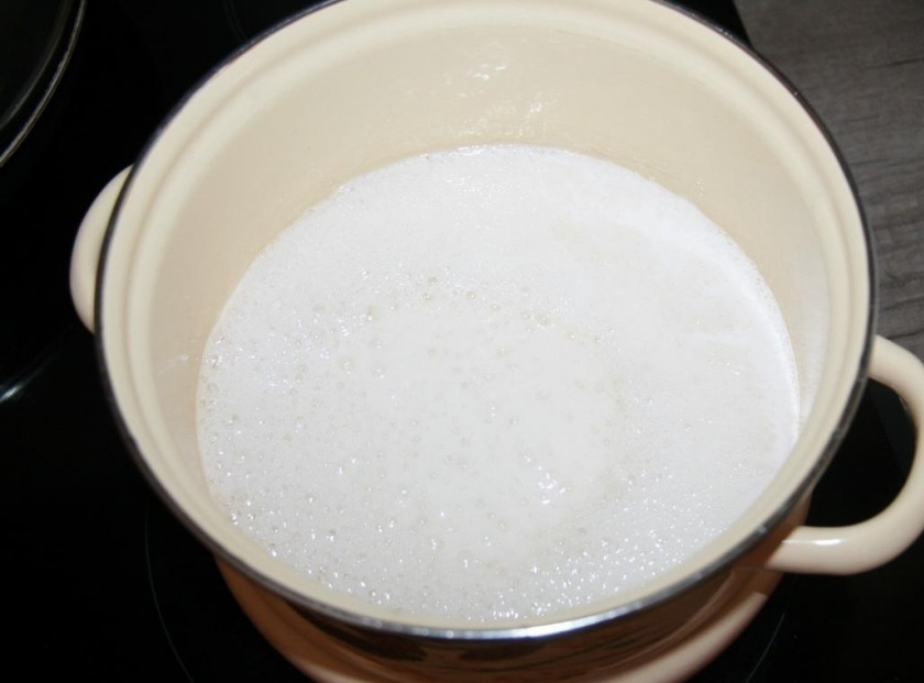 1. Этап. Варенье из ранеток с хвостиками: 5. Добавляем лимонную кислоту.