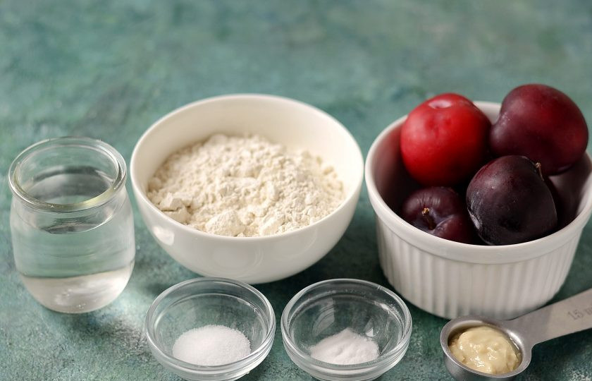 1. Этап. Диетические галеты: Подготовьте все ингредиенты.