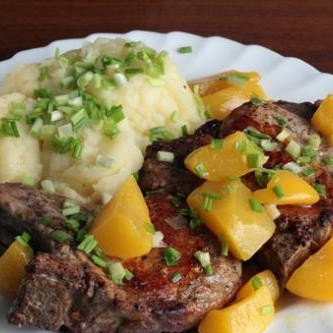 Свиная котлета на ребрышке