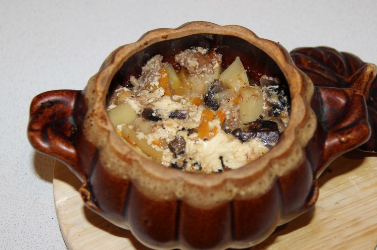 1. Этап. Картошка, тушенная с шампиньонами в сметане: Приятного аппетита!