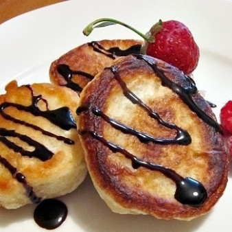 Оладьи на сухих дрожжах пышные