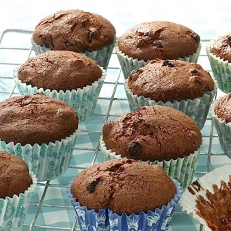 Простой рецепт кексов с изюмом