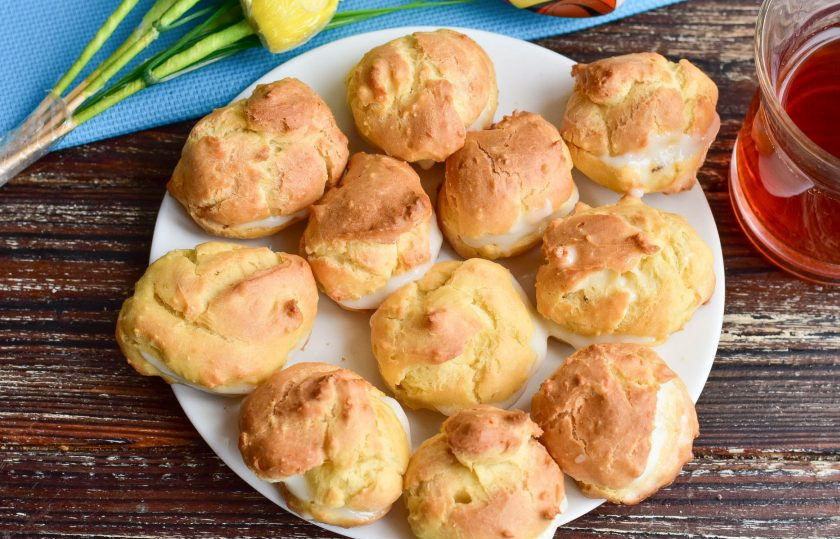 1. Этап. Профитроли с ванильным кремом: Профитроли с ванильным кремом готовы!