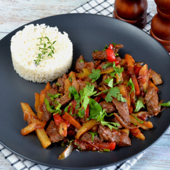 Ломо сальтадо