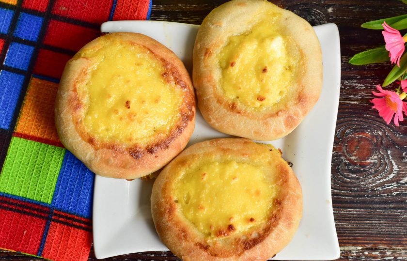 1. Этап. Ватрушки с творожной массой: Ватрушки готовы! Приятного аппетита!