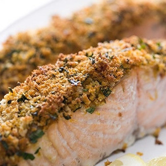 Лосось с панировочными сухарями