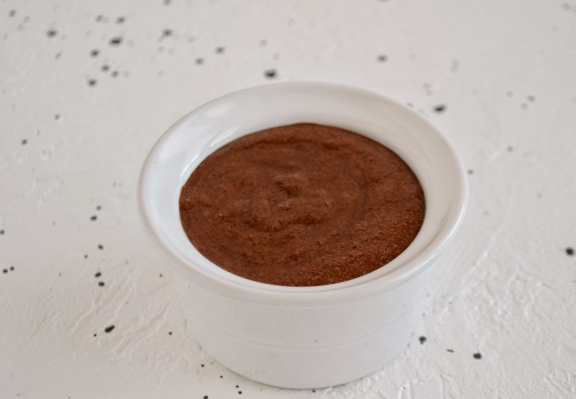 1. Этап. Постный пудинг: Переложите пудинг в формочки, оставьте застывать на 1 час в холодильнике.