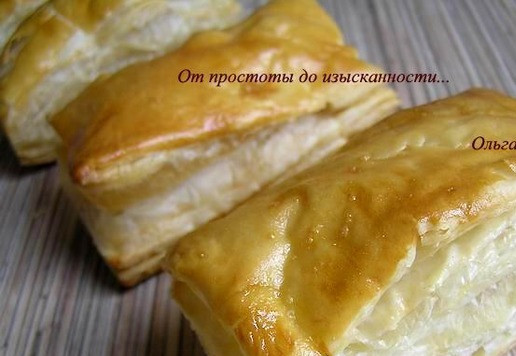 1. Этап. Фальшивые пироги с курицей и грибами: Выпекайте до готовности около 15-18 минут при 200*С.